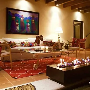 https://serendipity-boutique.guatemalaantiguahotels.com