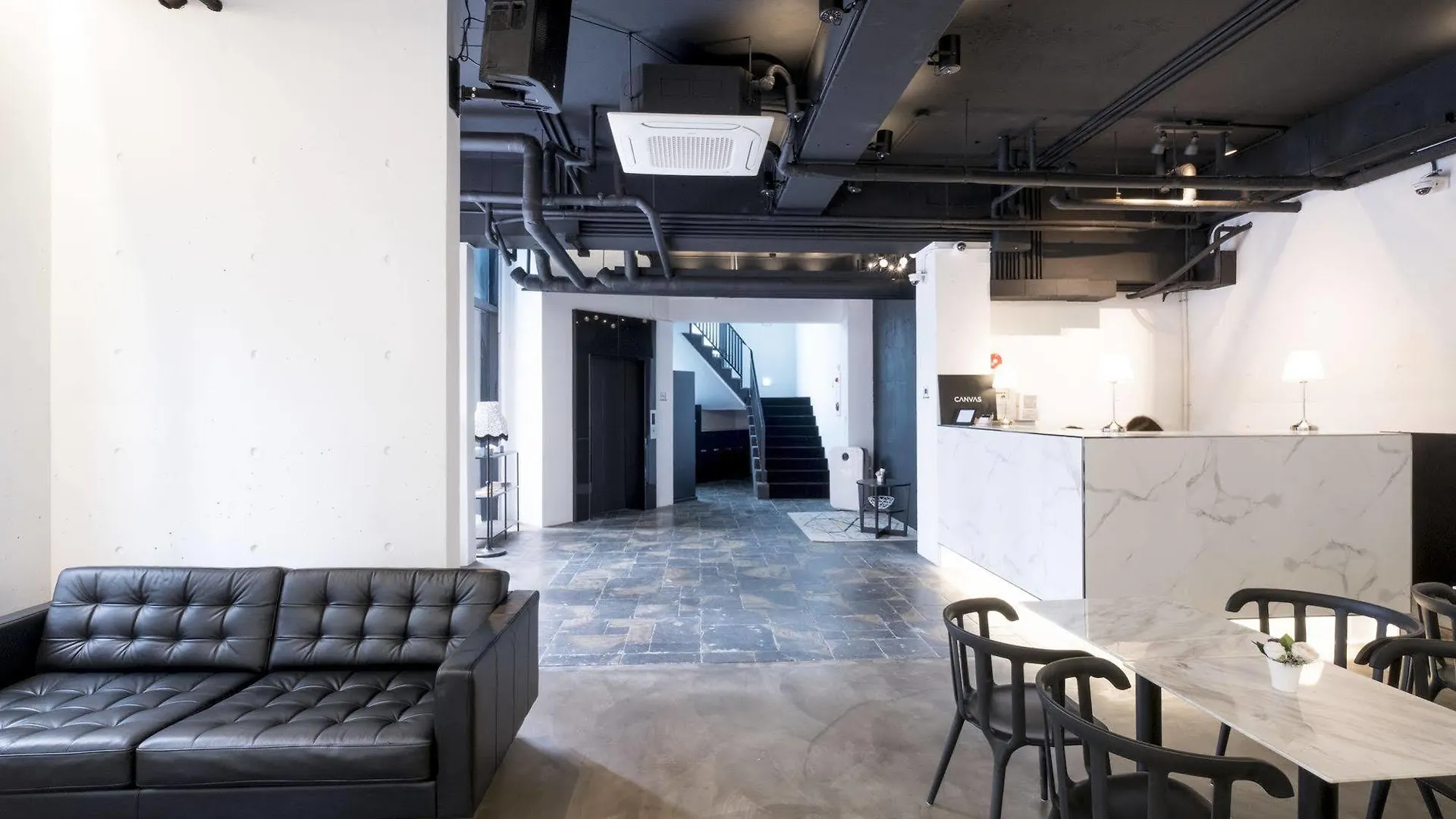 Canvas Hostel Busan 0*,  South Korea